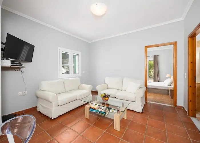 Olga Villa Kateleios